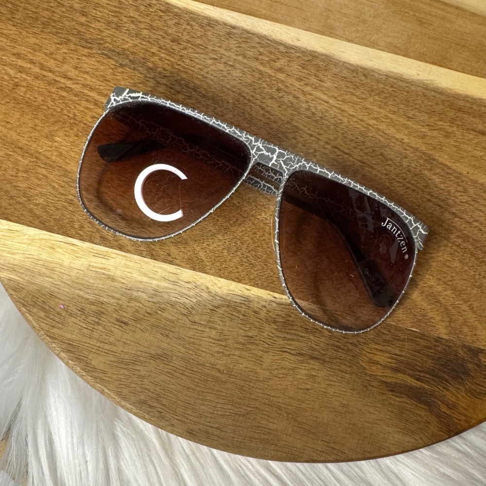 Vintage Jantzen Aviator Sunglasses Gray Crackle Frame Brown Lens Retro Unisex